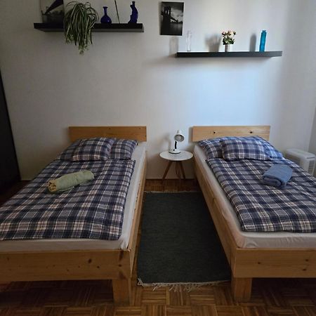 Orsi Szálláshelyek Kecskemét 2 Exterior foto